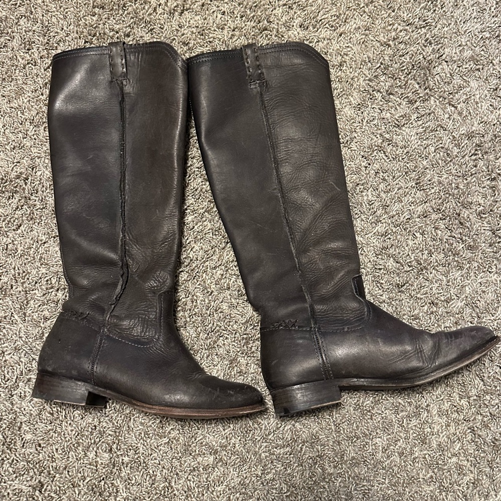 Women’s FRYE boot